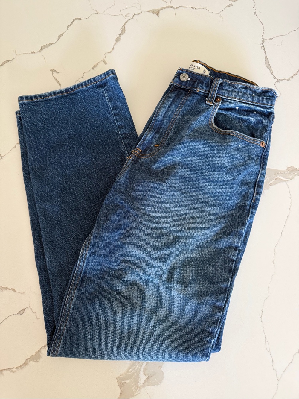 Ambercrombie & Fitch Straight Leg Ultra High Rise Jeans Dark Wash